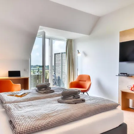 Feldlerche 15 Im Wreecher Idyll Ruegen By Ruyastay 아파트 푸트버스