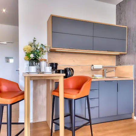 Feldlerche 15 Im Wreecher Idyll Ruegen By Ruyastay 아파트 푸트버스